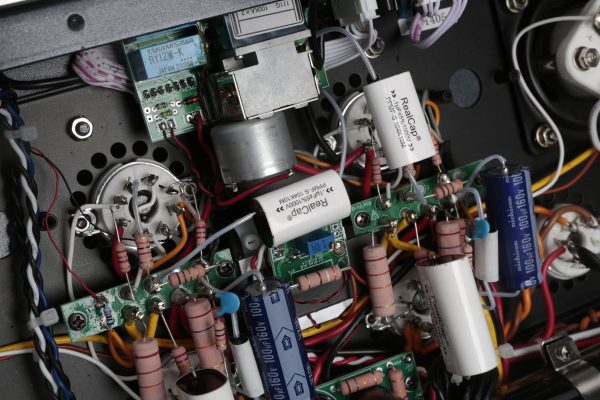 Cayin CS-300A Argent – Image 5